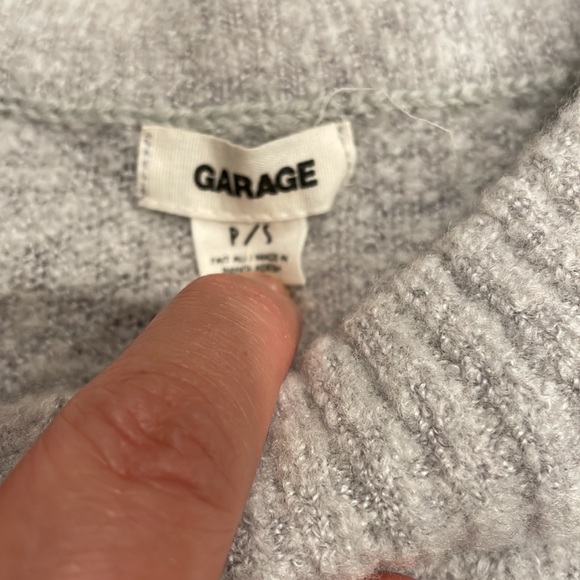 Garage sweater - Picture 3 of 3